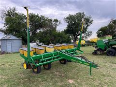 items/1b566470b322ee11a81c000d3a61103f/johndeere7000planter-171_6d5344adcc7441a5a81707b343a29991.jpg