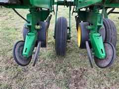 items/1b566470b322ee11a81c000d3a61103f/johndeere7000planter-171_7bd53a864f5f4d4f98de5cb4f8b60295.jpg