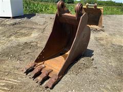 Caterpillar 30” Bucket 