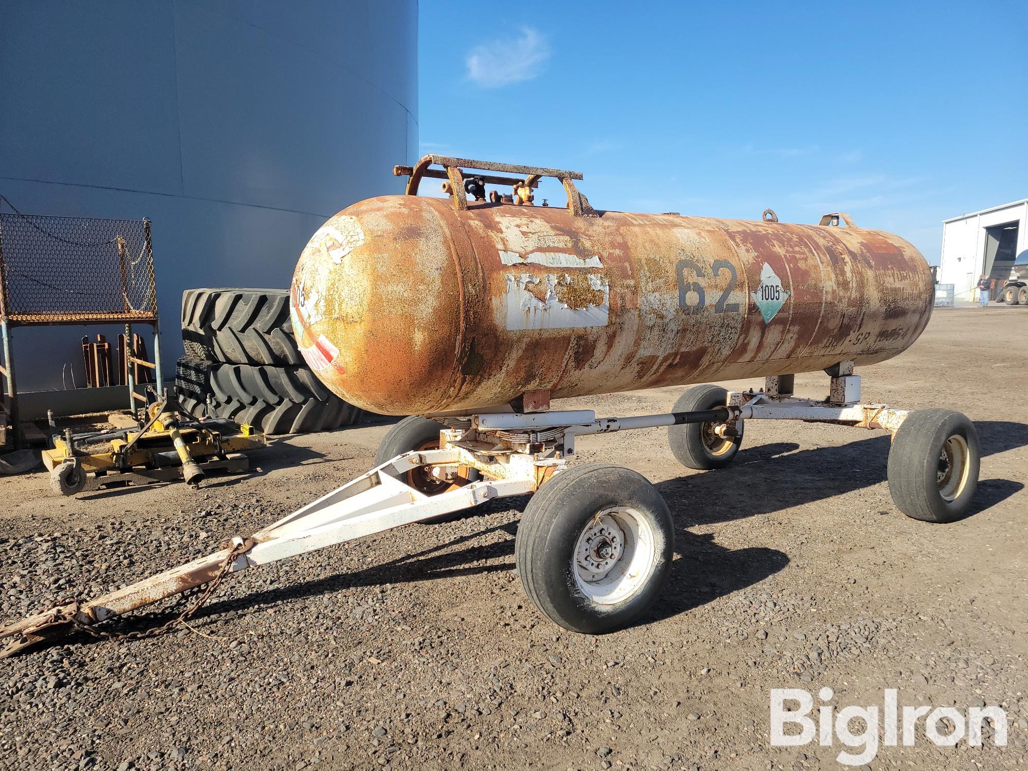 1975 Trinity Anhydrous Tank On Running Gear 