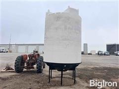 Snyder 2000-Gallon Cone Bottom Tank 