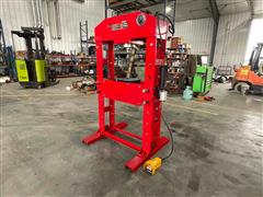 2022 AGT Industrial 100 Ton Air/Hydraulic Shop Press 