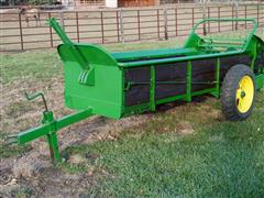 John Deere R Manure Spreader 