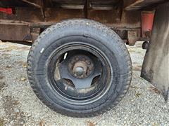 items/1c1bcae82974ee11a81c00224890f82c/1975chevroletc60sagraintruck-11_9d04c7c7295c4875b54d3b079e28f638.jpg