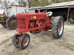 1956 Farmall 400 2WD Tractor 