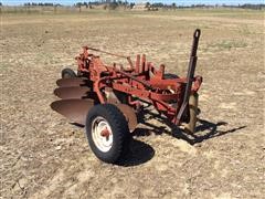 International 70 Moldboard Plow 