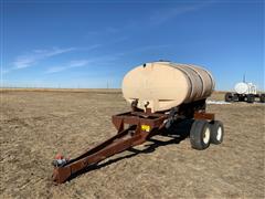 1,000 Gallon Poly Fertilizer Tank On Trailer 