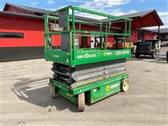 2012 SkyJack SJIII 4626 Self-Propelled Electric Scissor Lift 