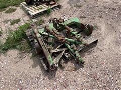 items/1de5e0e5b045ee11a81c000d3ad3feaa/johndeere3pointarmsquickhitch-2_ef024acd157d40c78dfa6410d2dc5f91.jpg