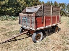 Bus Brown Barge Wagon W/Hoist 