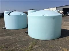 (2)-1550 Gallon Poly Tanks 