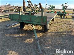 John Deere 770 T/A Field Hay Trailer 