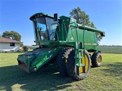 1997 John Deere 9500 4WD Combine 