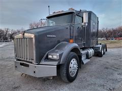 2007 Kenworth T800 T/A Sleeper Cab Truck Tractor 