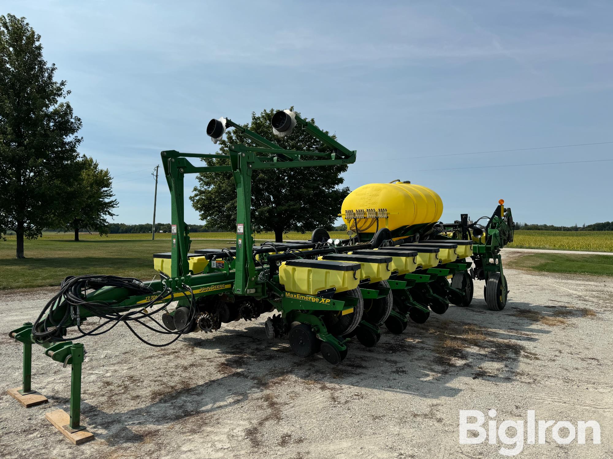 John Deere 1770NT MaxEmerge XP 16 Row Planter 