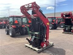 Mahindra 8100CLGC Quick Attach Loader W/84" Bucket 