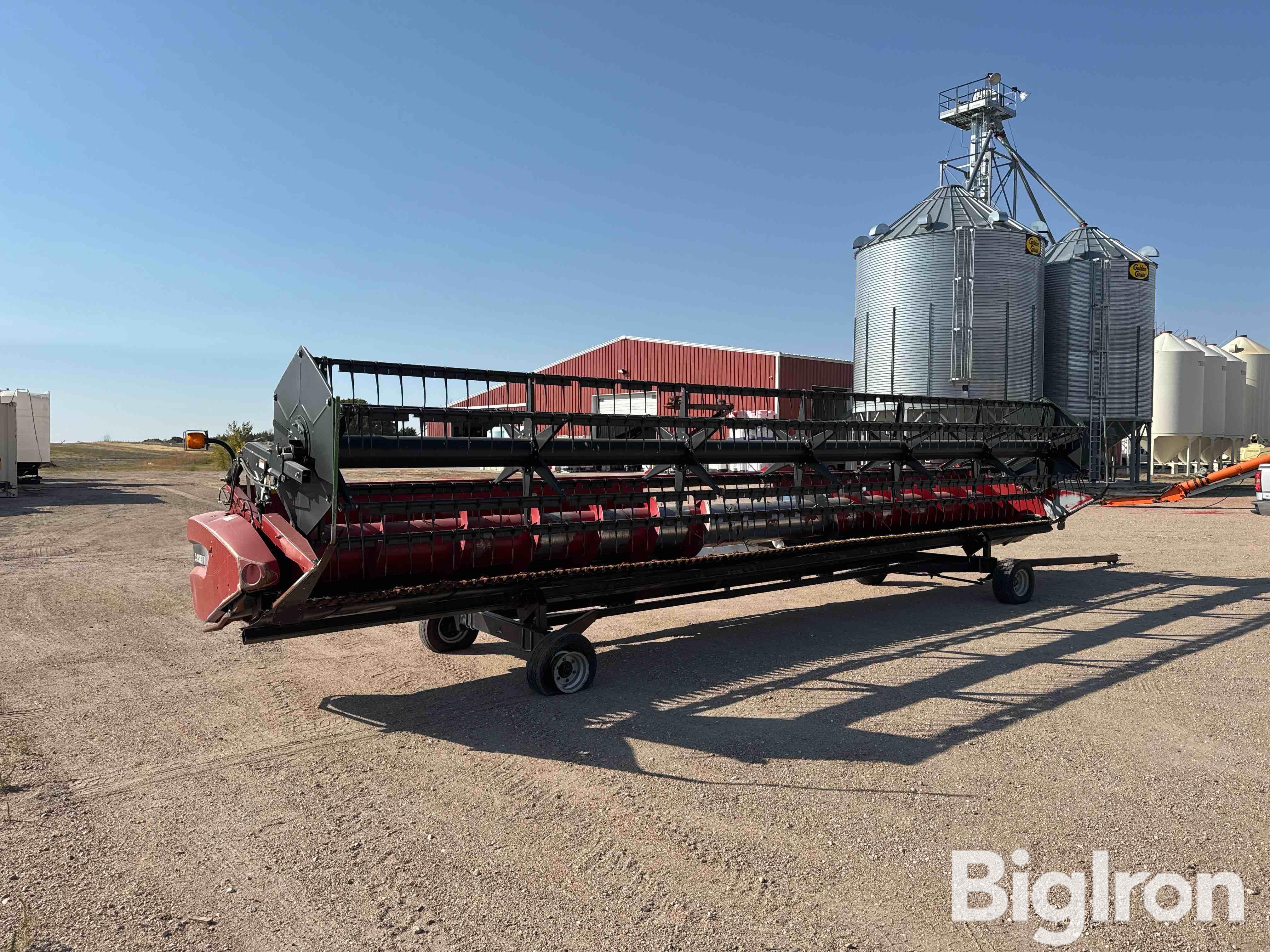 2009 Case IH 2020 30' Flex Header W/Trailer 