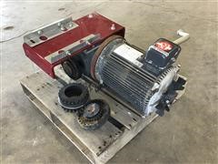 Nidec 5 HP Motor W/Baldor Rt Angle Gear Drive 