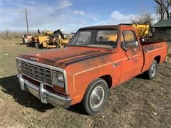 1982 Dodge RAM 150 Custom 2WD Pickup 