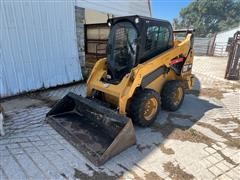 2016 Caterpillar 242D Skid Steer 