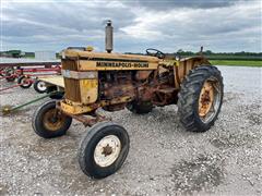 1963 Minneapolis-Moline M602 2WD Tractor 