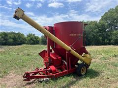 New Holland 350 Portable Grinder Mixer 