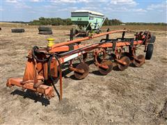 Allis-Chalmers 2000C Semi-Mounted Plow 