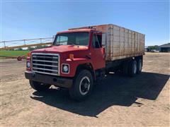 1979 International S1955 T/A Grain Truck 