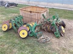 John Deere Single Disc Fertilizer Openers 