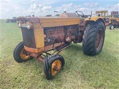 1960 Minneapolis-Moline G6 2WD Tractor 