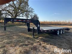 1989 Assembled D&K Gooseneck Tri/A Flatbed Trailer 