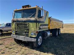 1972 Ford F905 T/A Cabover Water Truck 