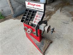 Snap-On WB240 Tire Balancer 