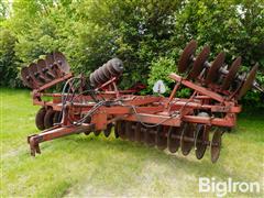 International 475 20' Disk W/3 Bar Harrow 