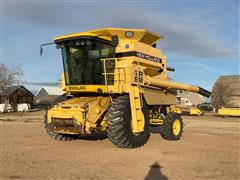 1998 New Holland TR98 Combine 