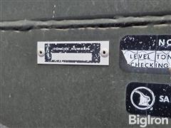 items/20981681f6e7ef11a4dd7c1e5239ace1/1993-hesston-1160-hydro-swing-windrower_0769cd99f11c42728f02bc9aff2ae570.jpg