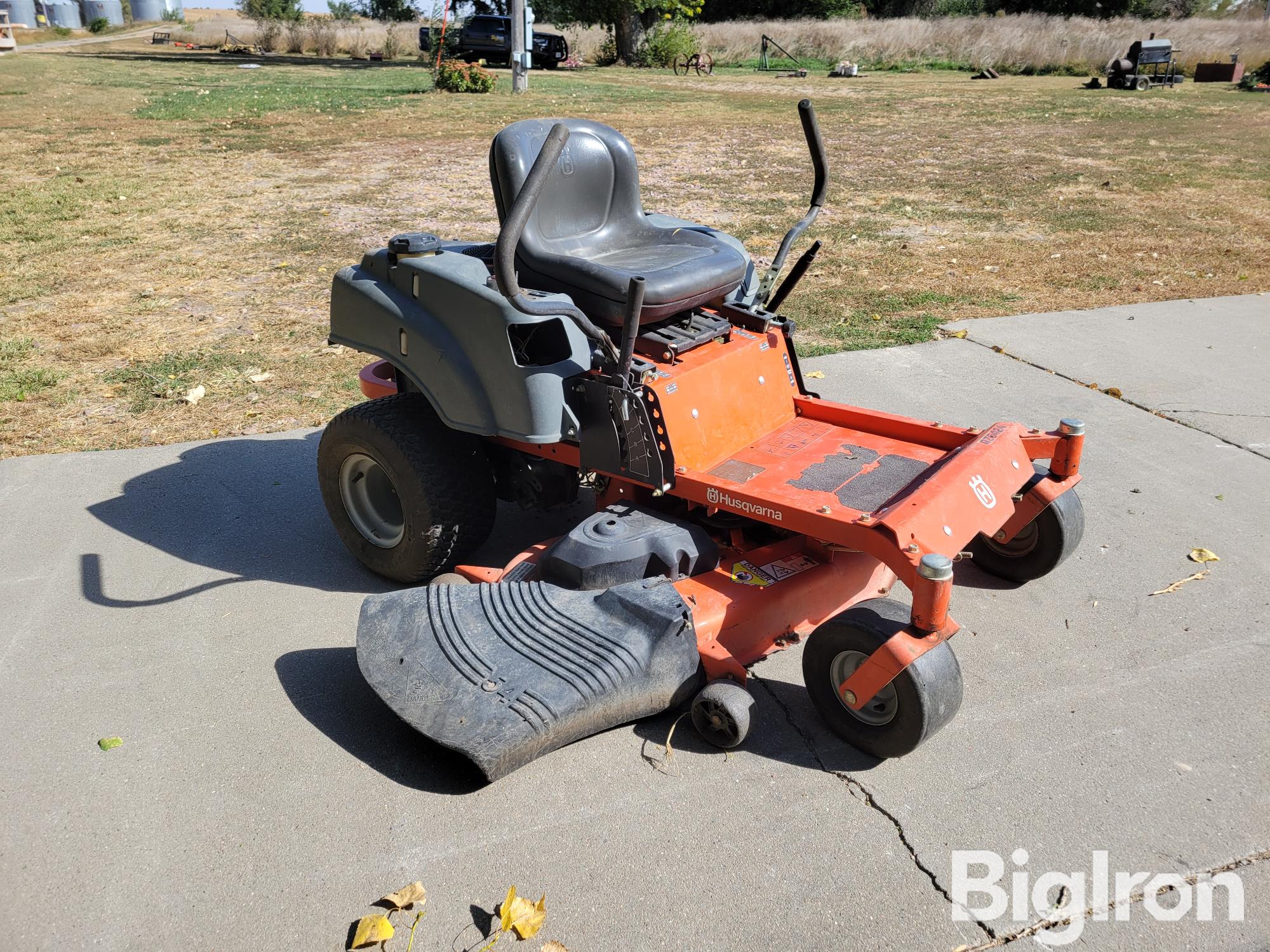 items/2099b2d06486ef119443000d3acfdee0/husqvarnarz5424zeroturnmower-2_01cb2d6022f74e06bad352afeb2617ca.jpg