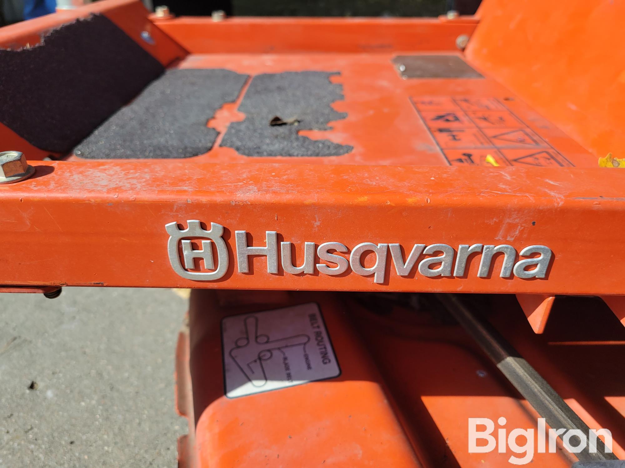 items/2099b2d06486ef119443000d3acfdee0/husqvarnarz5424zeroturnmower-2_08f767bbe6ef4ef28fe4fa2838fd1ccc.jpg