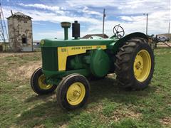 1959 John Deere 830 2WD Tractor 