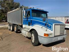 1992 International 9400 Tri/A Grain Truck 