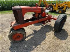 Allis-Chalmers WD 2WD Tractor 