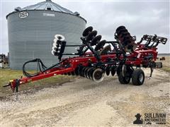 2013 Case IH Ecolo-Tiger 870 11-Shank Disk Ripper 