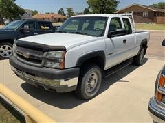 2003 Chevrolet 2500 HD 2WD Extended Cab Pickup 