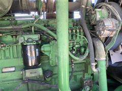 items/21852fd7f651ef11b4ad0022488ff517/1998johndeere6650selfpropelledforageharvester_01f07697fcb04c9bb660e1ffbad66871.jpg