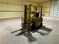 Nissan 15 2WD Counterbalance Riding Forklift 