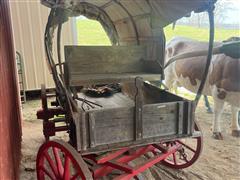 Antique Covered Wagon 