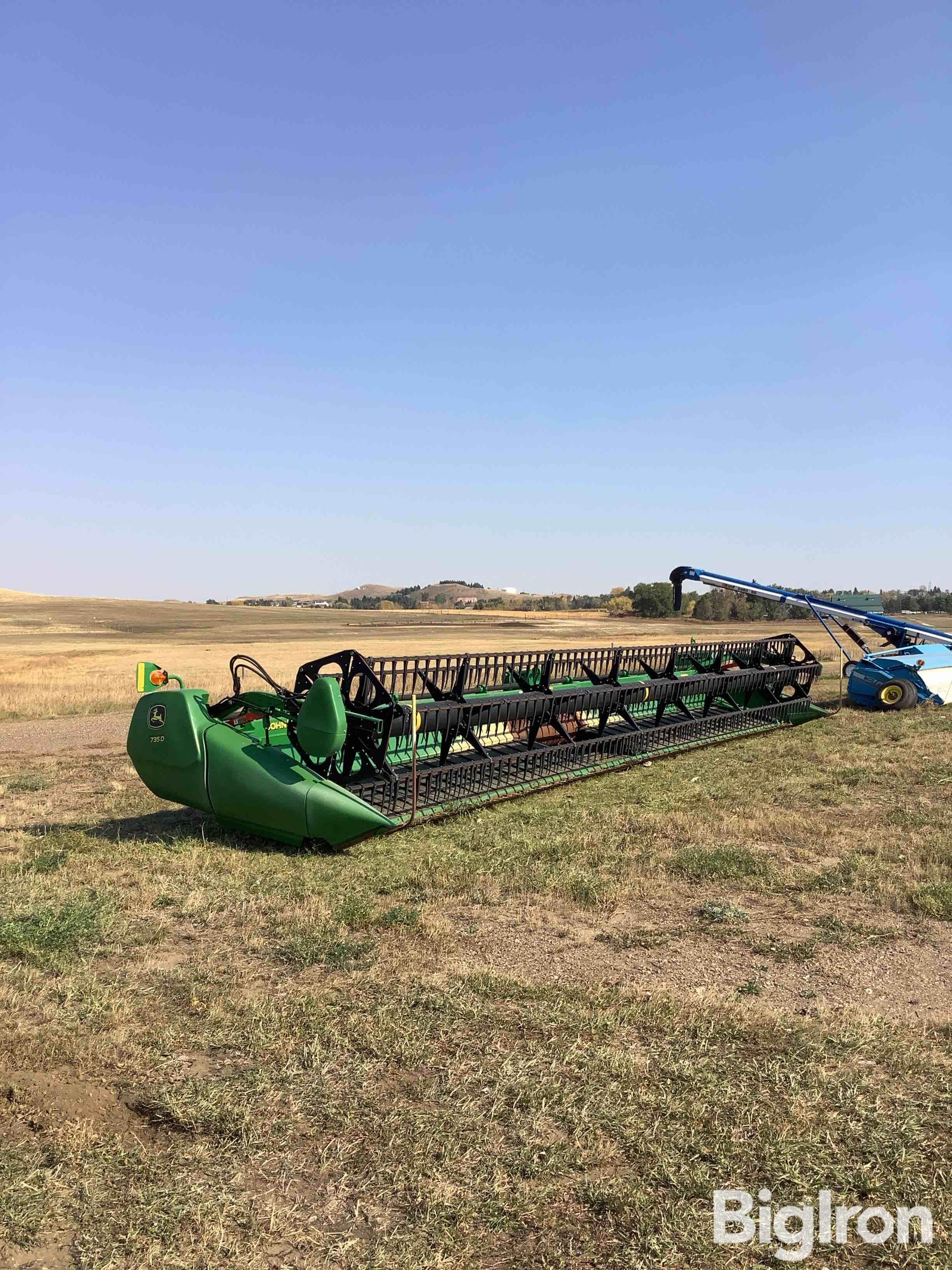 2018 John Deere 735D HydraFloat Draper Header 