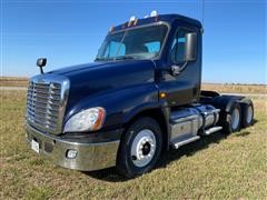 2011 Freightliner Cascadia T/A Day Cab Truck Tractor 