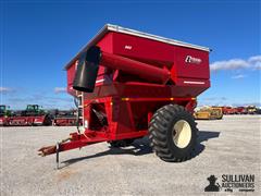 E-Z Trail 860 Grain Cart 