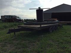 1977 Murray Tri/A Flatbed Trailer 